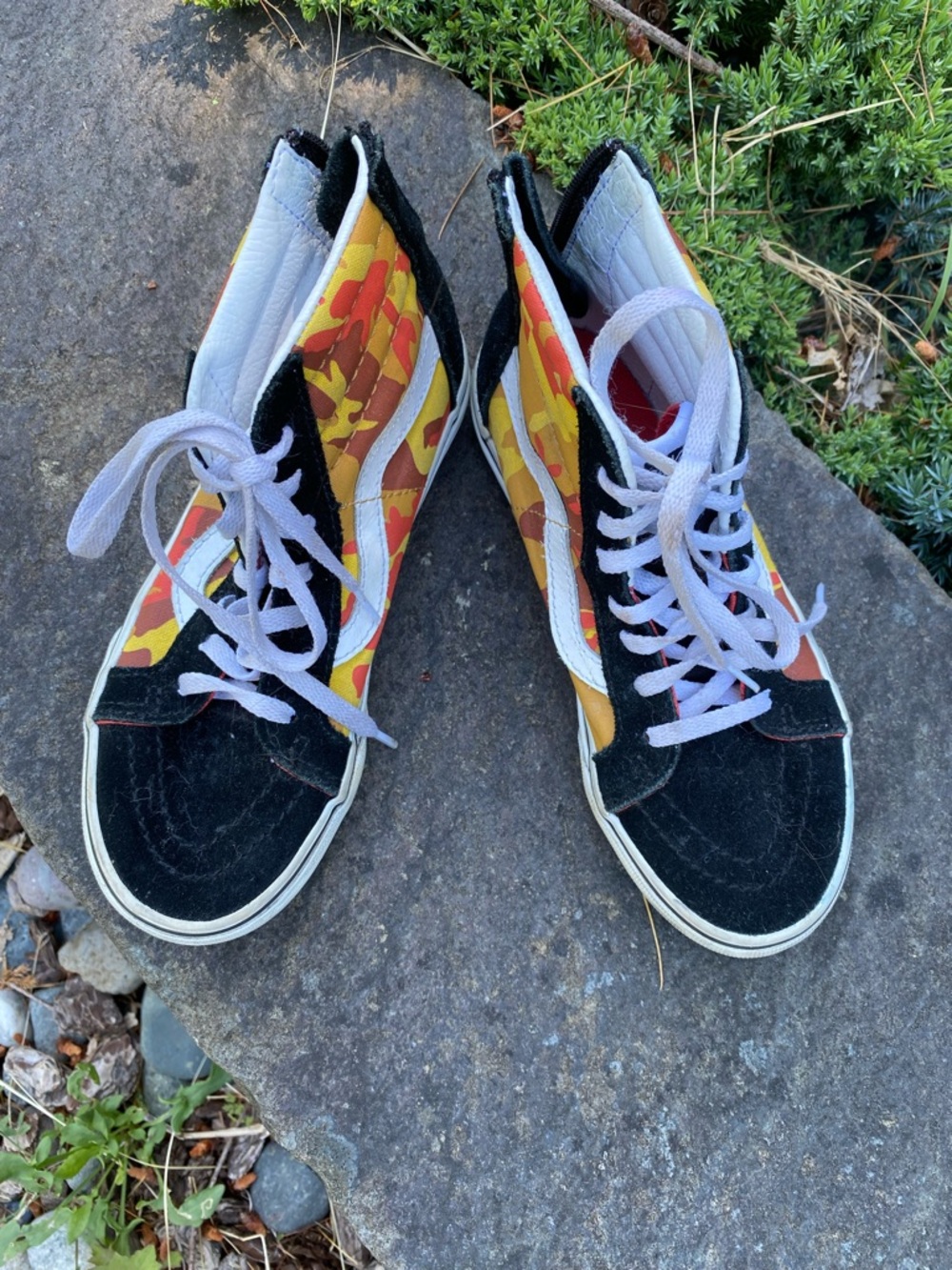 Vans sk8-hi  size 2 kids orange brown camo